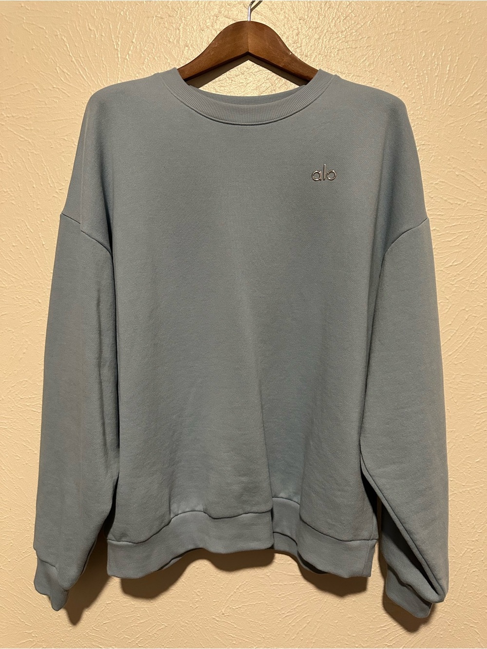 ALO Yoga Accolade Crew Neck Sweatshirt - Celestial Blue, Size L
